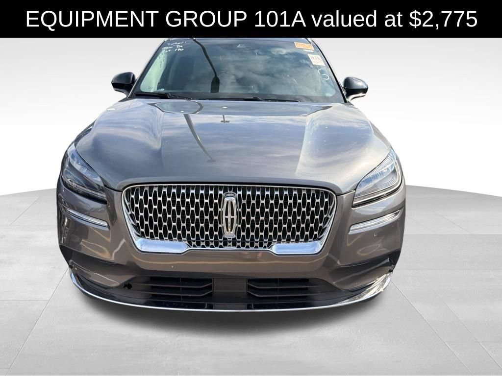 Used 2022 Lincoln Corsair AWD w/ Equipment Group 101A image 2
