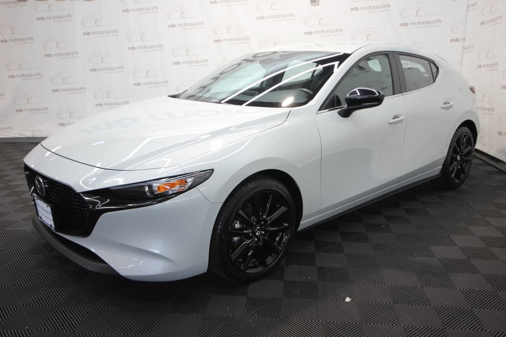 Used 2024 MAZDA MAZDA3 s FWD image 2