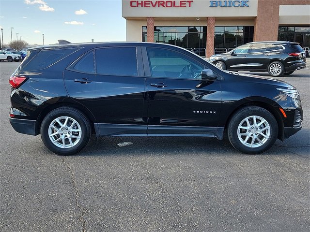 Certified 2023 Chevrolet Equinox LS w/ Driver Confidence II Package image 5