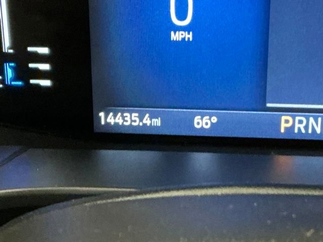 Used 2023 Ford Escape SE image 31