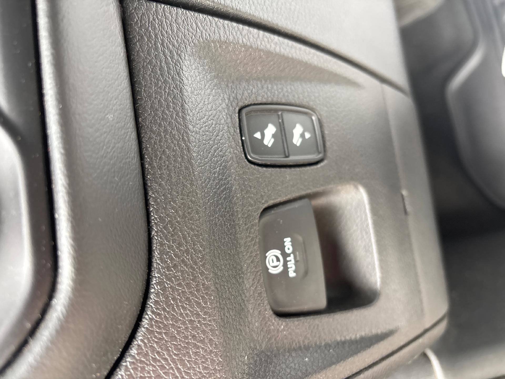 Used 2020 RAM 1500 Limited image 16