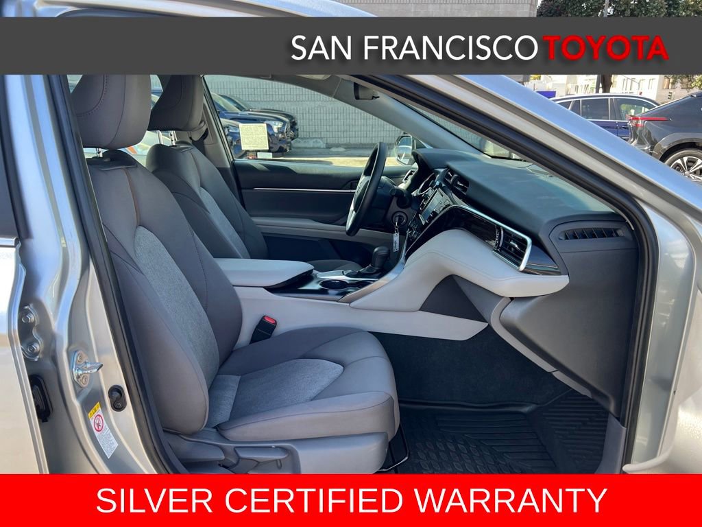 Certified 2018 Toyota Camry LE image 19