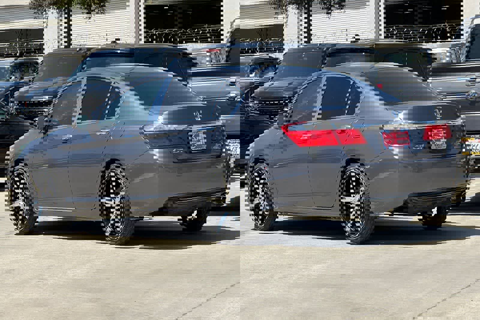 Used 2015 Honda Accord EX image 7