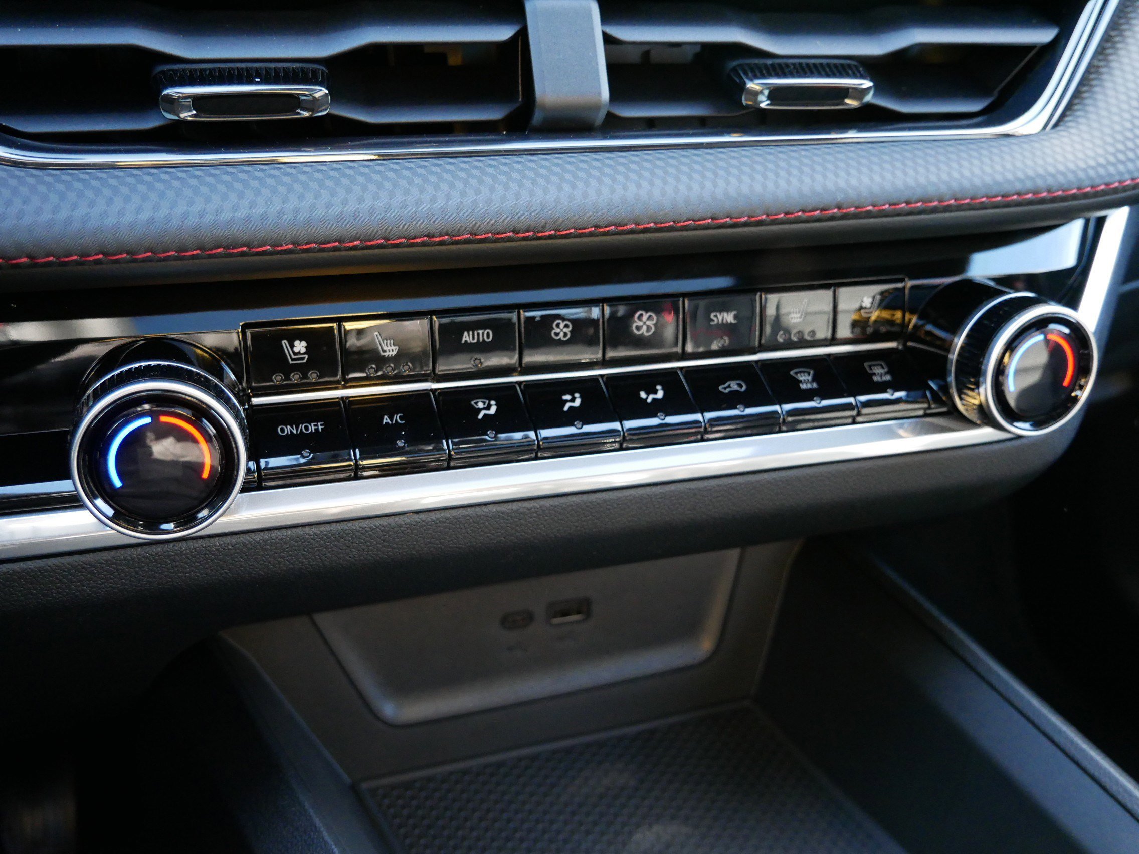 New 2026 Chevrolet Equinox RS w/ Convenience Package III image 19