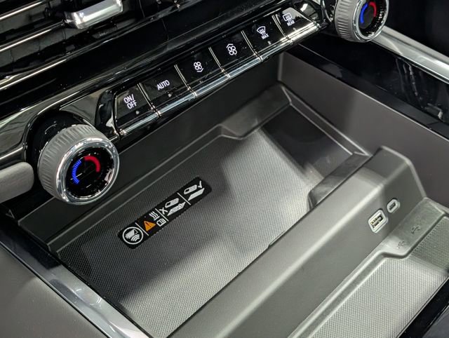 New 2026 Chevrolet Tahoe RST image 28