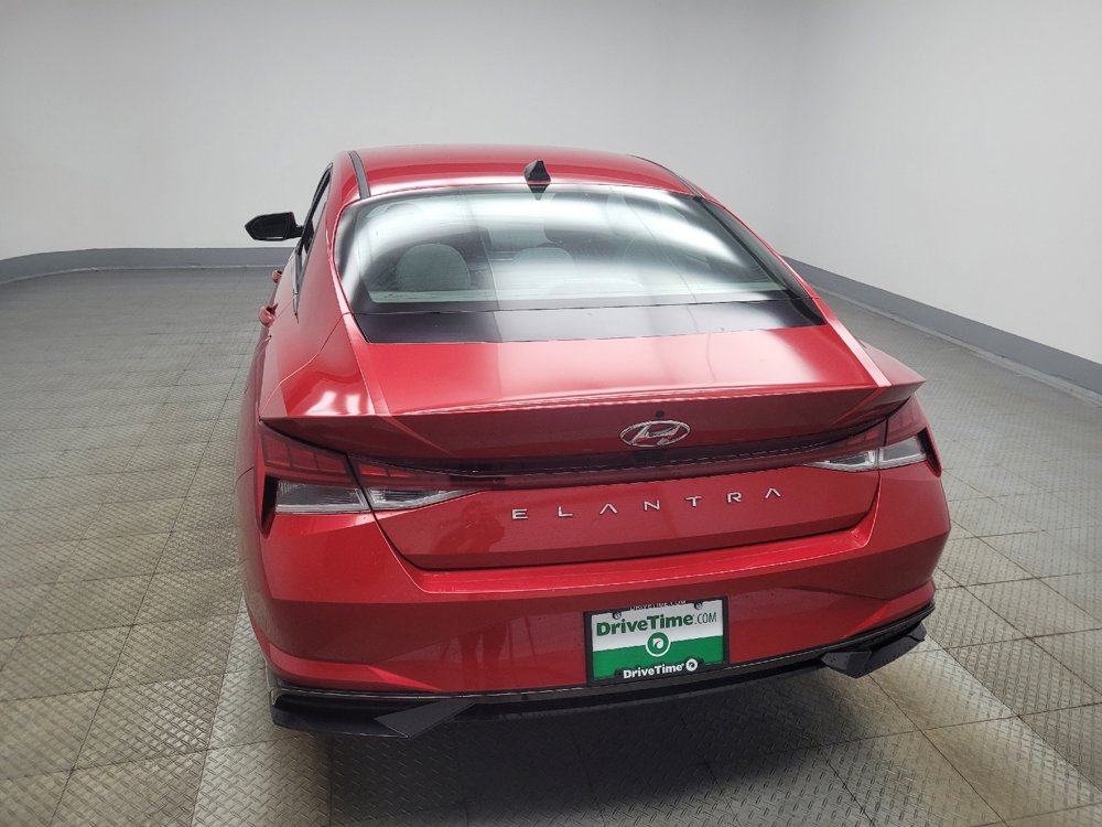Used 2021 Hyundai Elantra SEL w/ Convenience + Premium Package FWD image 6