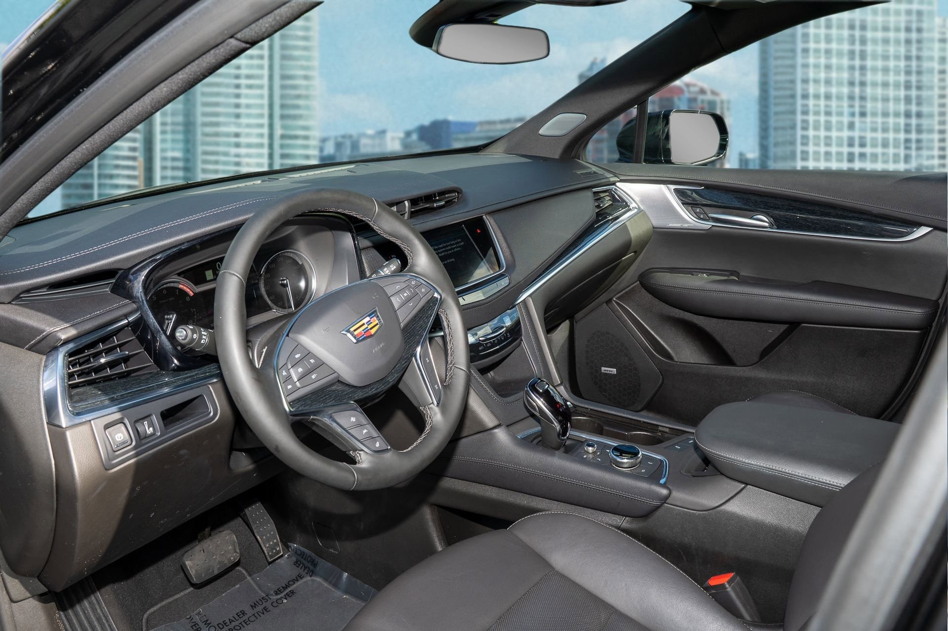 Used 2025 Cadillac XT5 Premium Luxury image 15