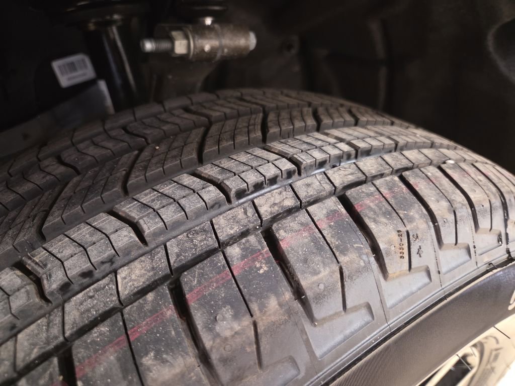 New 2026 Jeep Grand Cherokee Laredo image 27