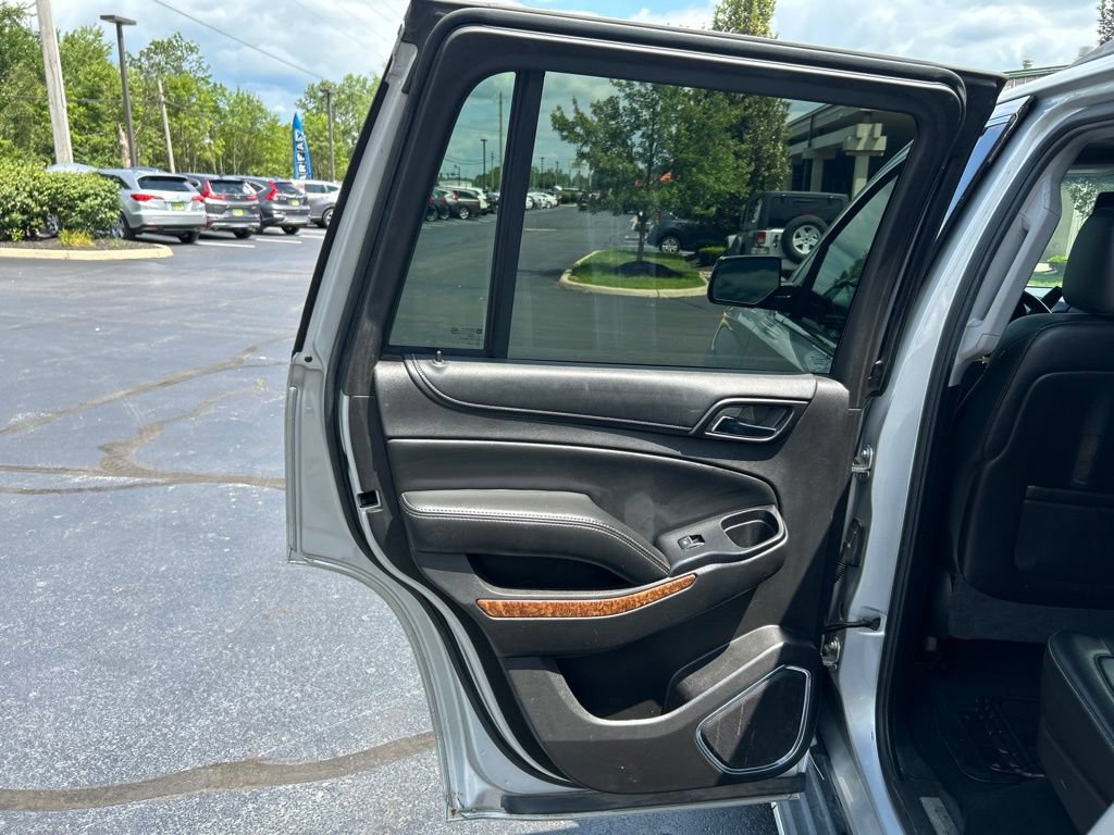 Used 2016 Chevrolet Tahoe LTZ AWD/4WD image 31