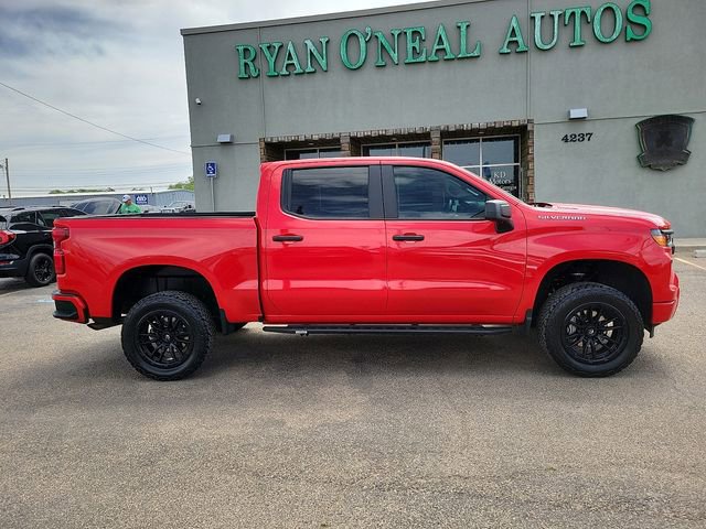 Used 2025 Chevrolet Silverado 1500 Custom RWD image 2