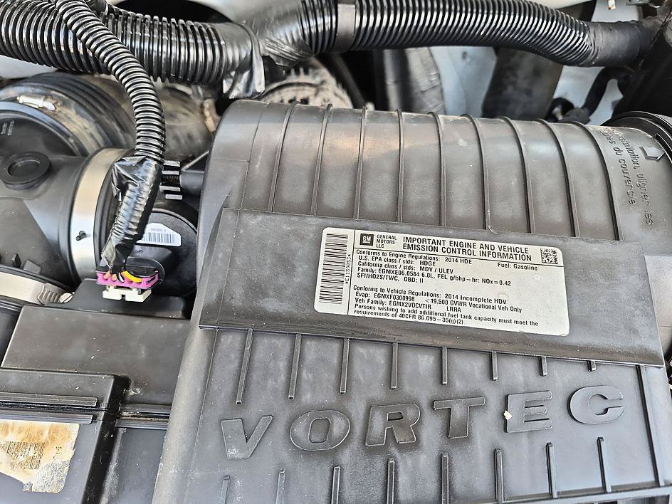 Used 2014 Chevrolet Express 3500 Extended RWD image 33