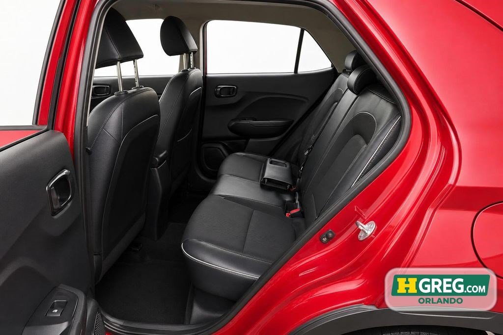 Used 2024 Hyundai Venue Limited FWD image 16
