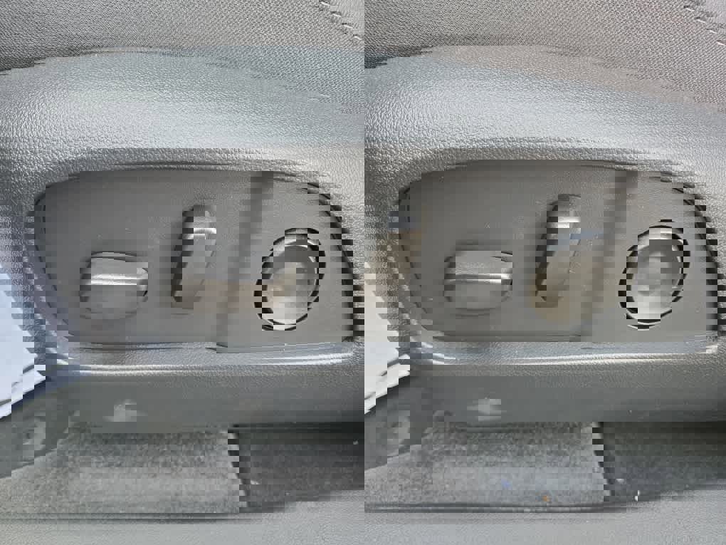 New 2026 Chevrolet Equinox LT w/ Convenience Package II image 15