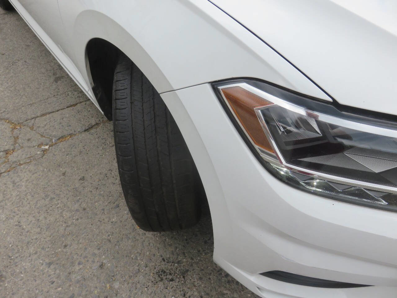 Used 2019 Volkswagen Jetta SE FWD image 31