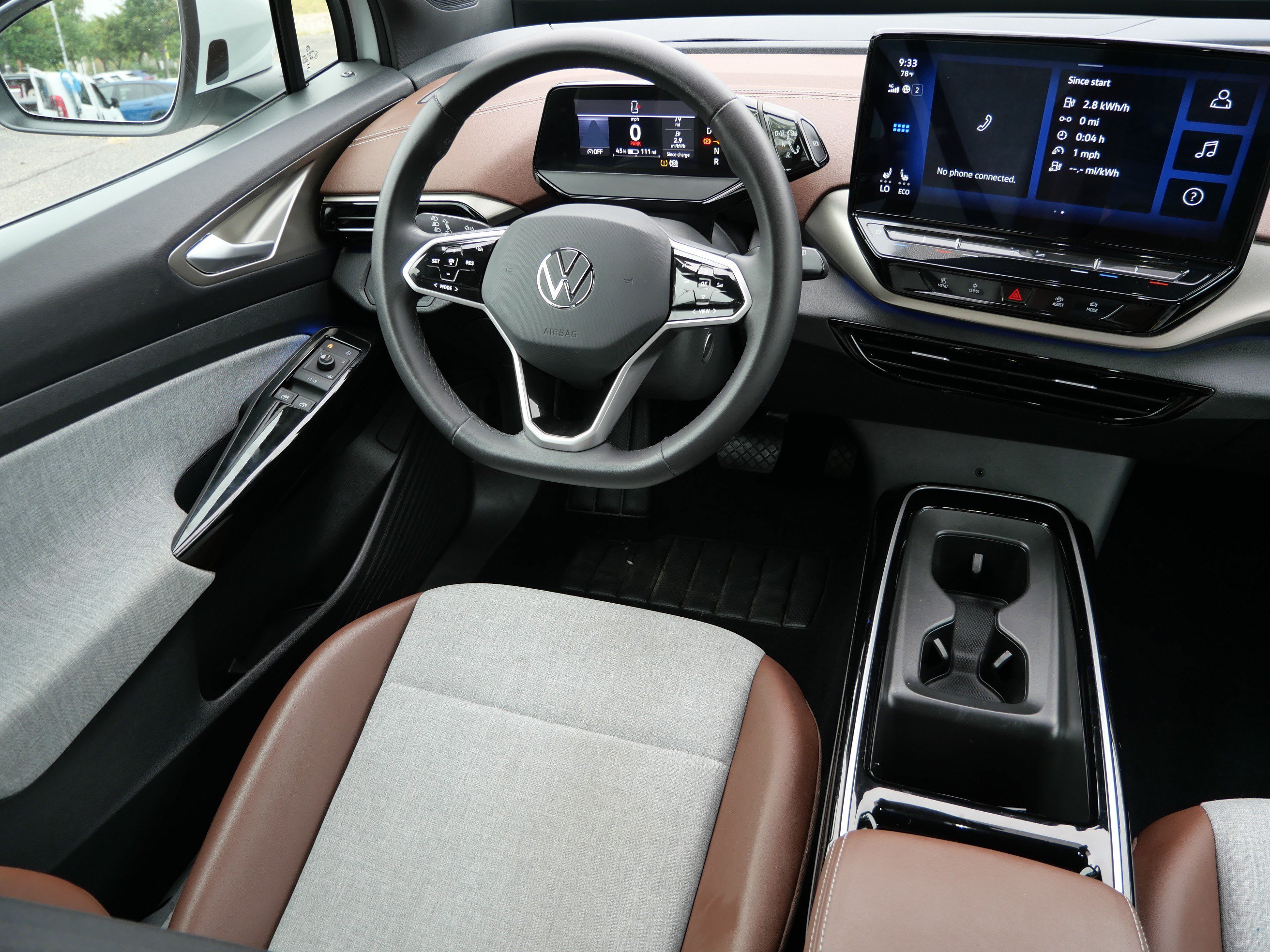 Certified 2023 Volkswagen ID.4 Pro AWD/4WD image 9