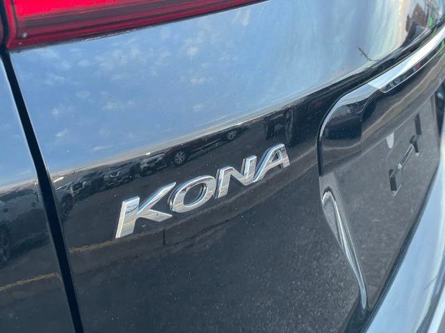 Used 2022 Hyundai Kona Limited w/ Cargo Package image 30