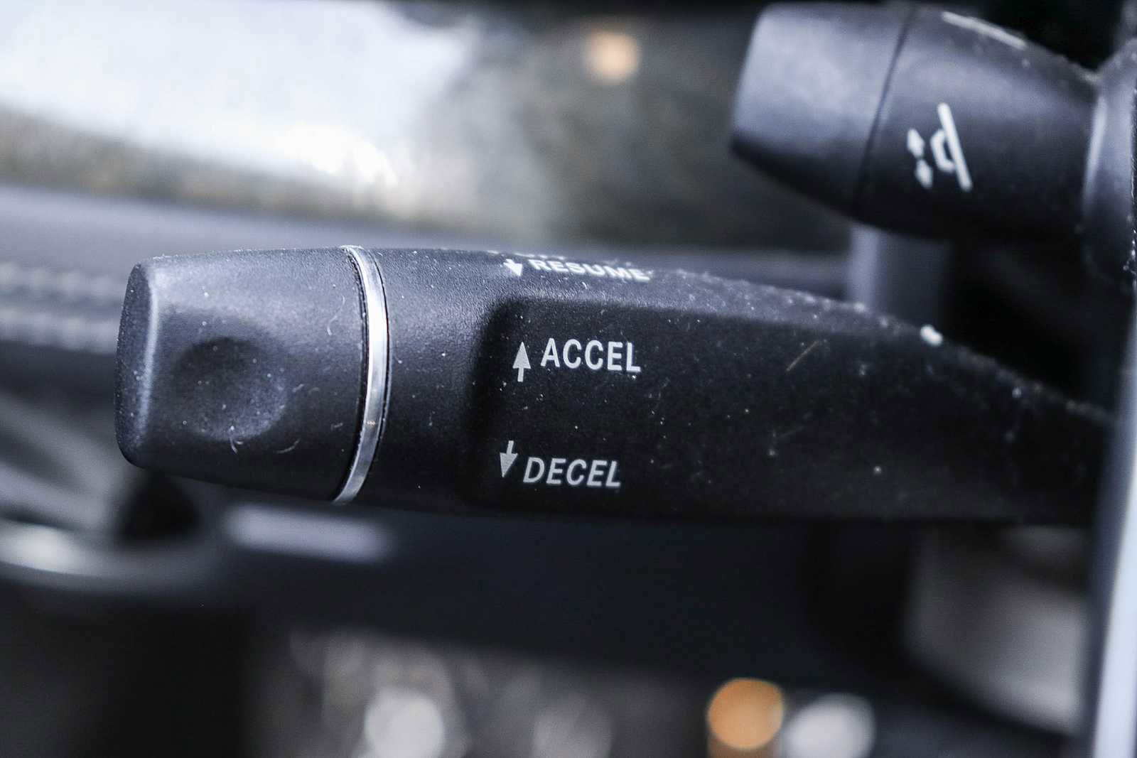 Used 2018 Mercedes-Benz SL 450 image 36