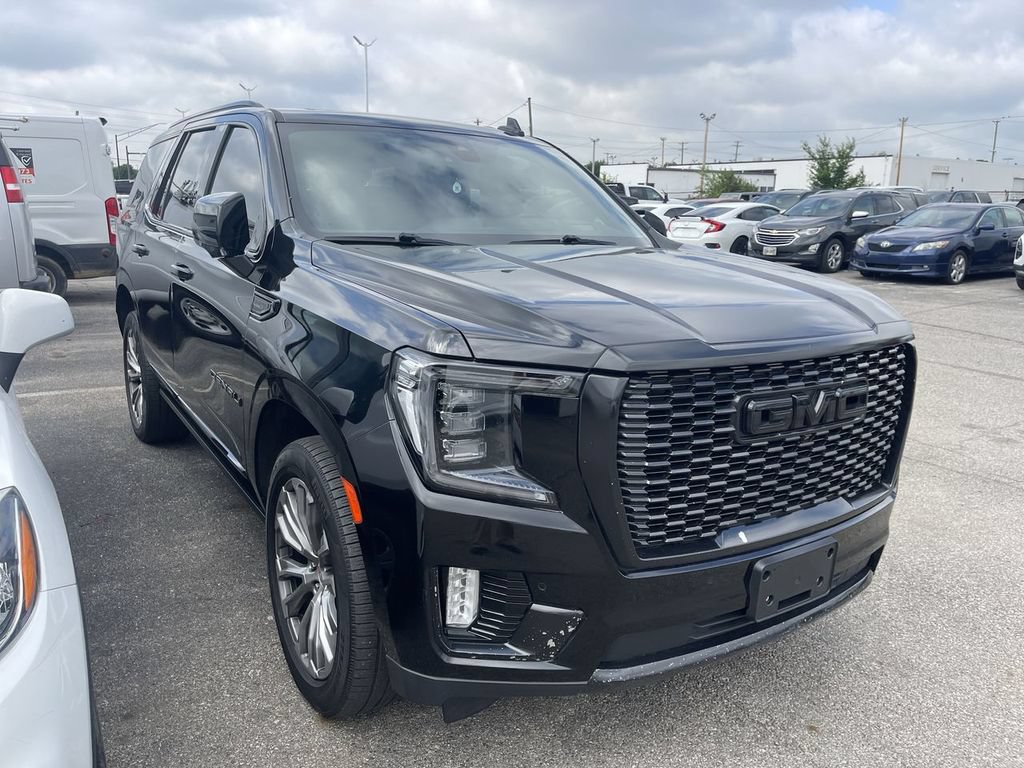 Used 2021 GMC Yukon Denali w/ Denali Premium Package AWD/4WD image 13