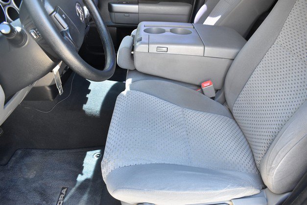 Used 2013 Toyota Tundra 4x4 CrewMax w/ Tow Pkg image 15