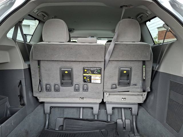 Used 2020 Toyota Sienna LE FWD image 27