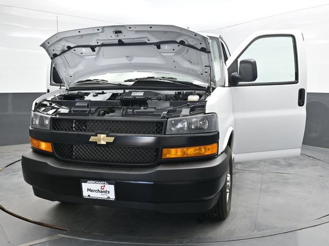 Used 2024 Chevrolet Express 3500 LS RWD image 41
