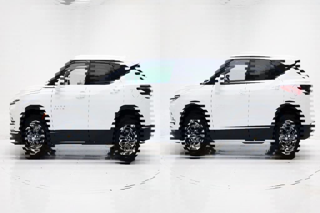 Used 2023 Chevrolet Blazer LT w/ Driver Confidence Package image 7