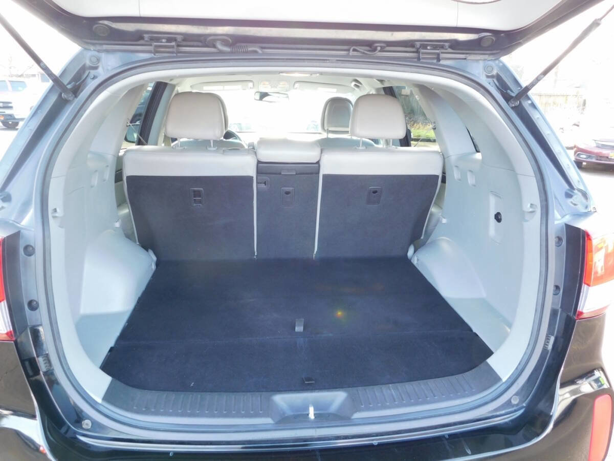 Used 2014 Kia Sorento LX image 5