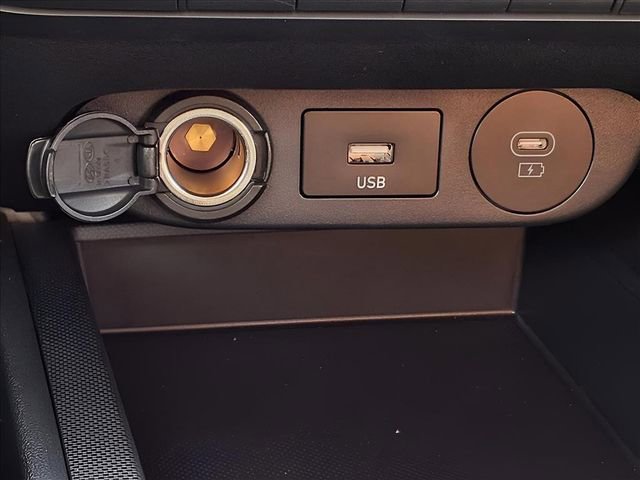 New 2025 Hyundai Elantra SE image 20