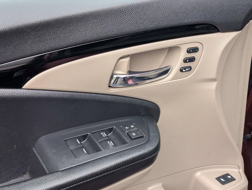 Used 2019 Honda Pilot Elite image 25