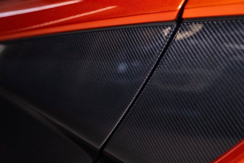 Used 2014 McLaren P1 RWD image 28