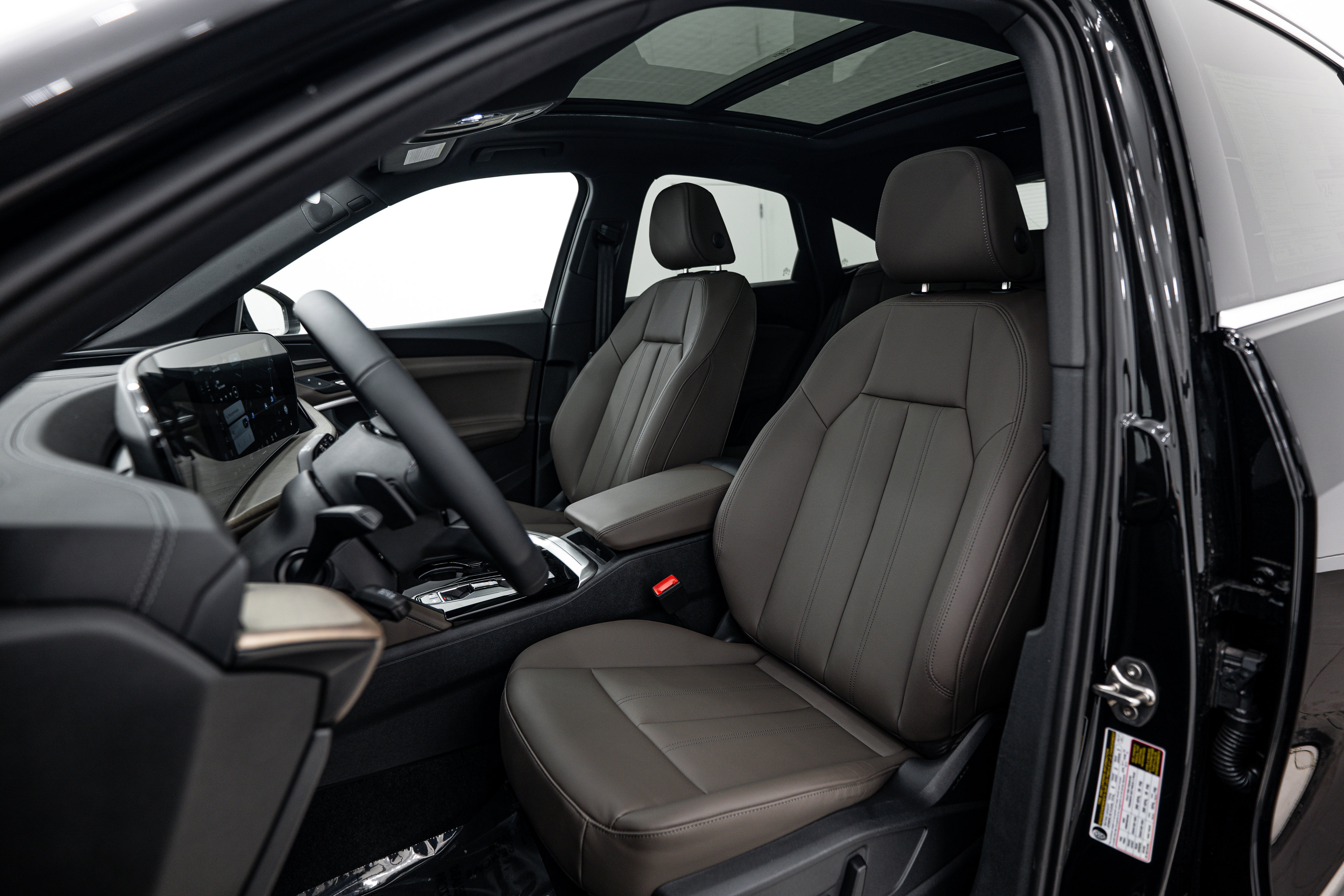 New 2026 Audi Q5 Premium Plus AWD/4WD image 14
