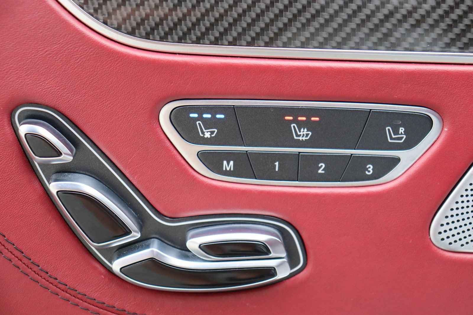 Used 2015 Mercedes-Benz S 63 AMG 4MATIC Coupe image 25