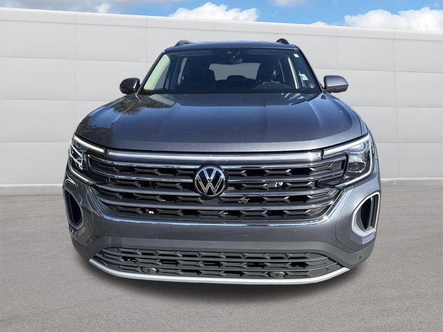 Used 2025 Volkswagen Atlas SE image 28