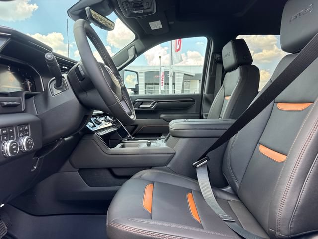 New 2026 GMC Sierra 2500 AT4 w/ AT4 Premium Plus Package AWD/4WD image 13