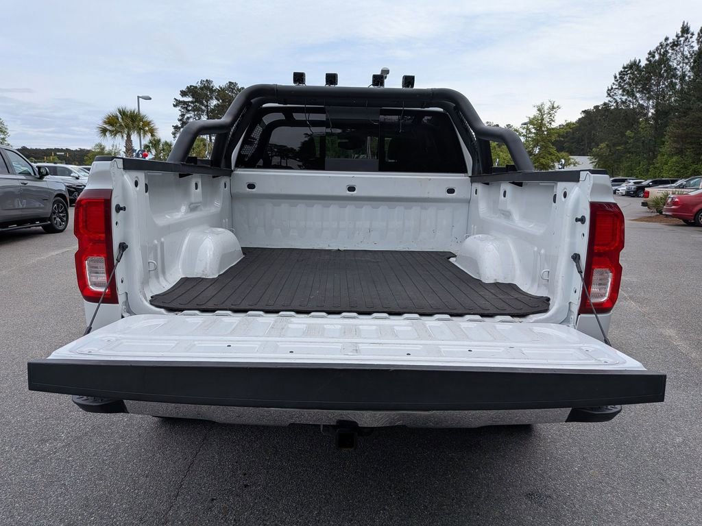 Used 2018 Chevrolet Silverado 1500 LTZ w/ Texas Edition image 13
