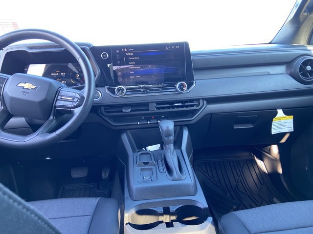 Used 2024 Chevrolet Colorado W/T image 14