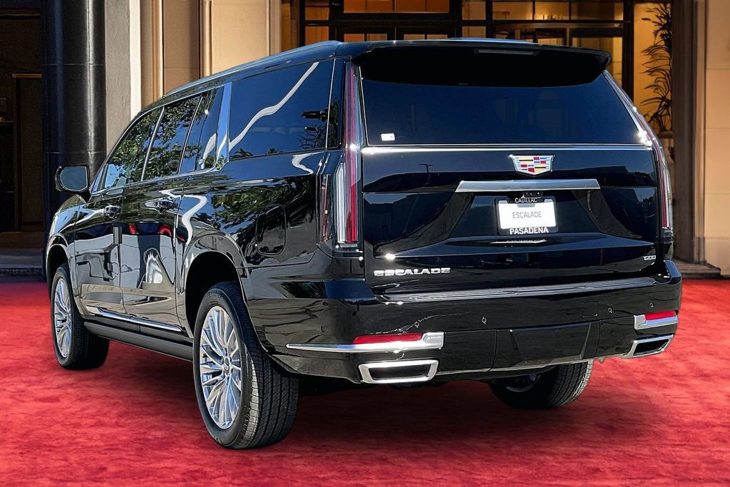 New 2026 Cadillac Escalade ESV Luxury image 4