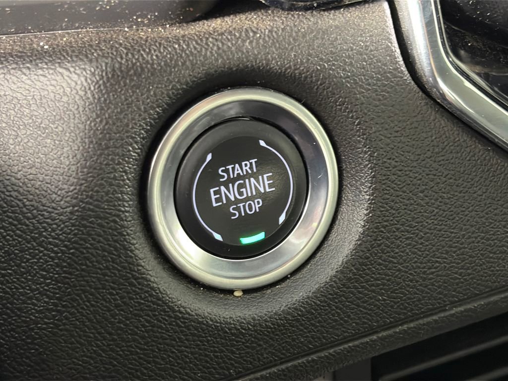 Used 2024 Chevrolet Colorado Trail Boss w/ Technology Package image 21