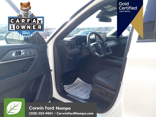 Used 2025 Ford Explorer ST-Line w/ Premium Package image 11