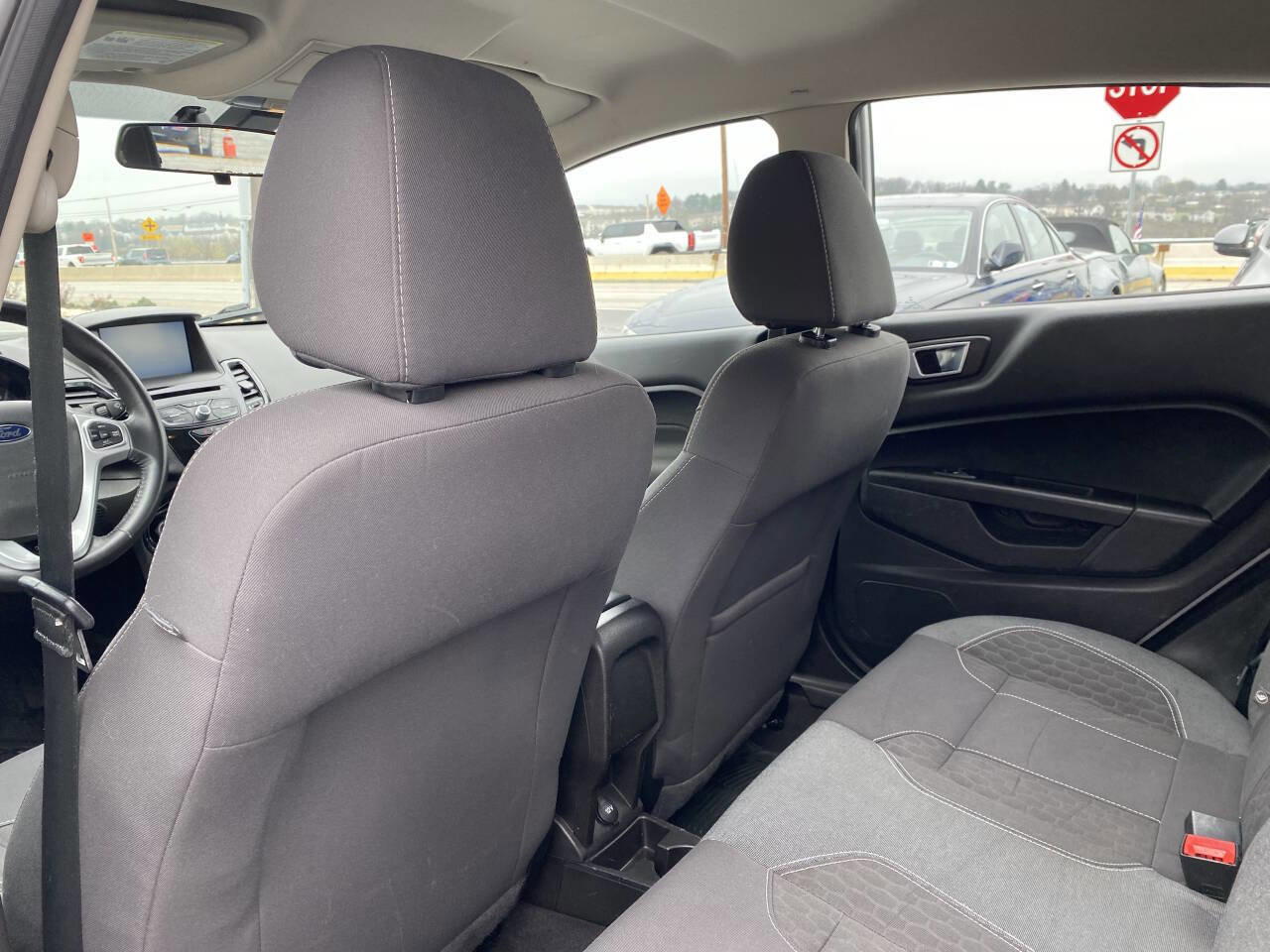 Used 2014 Ford Fiesta SE w/ Equipment Group 201A image 14