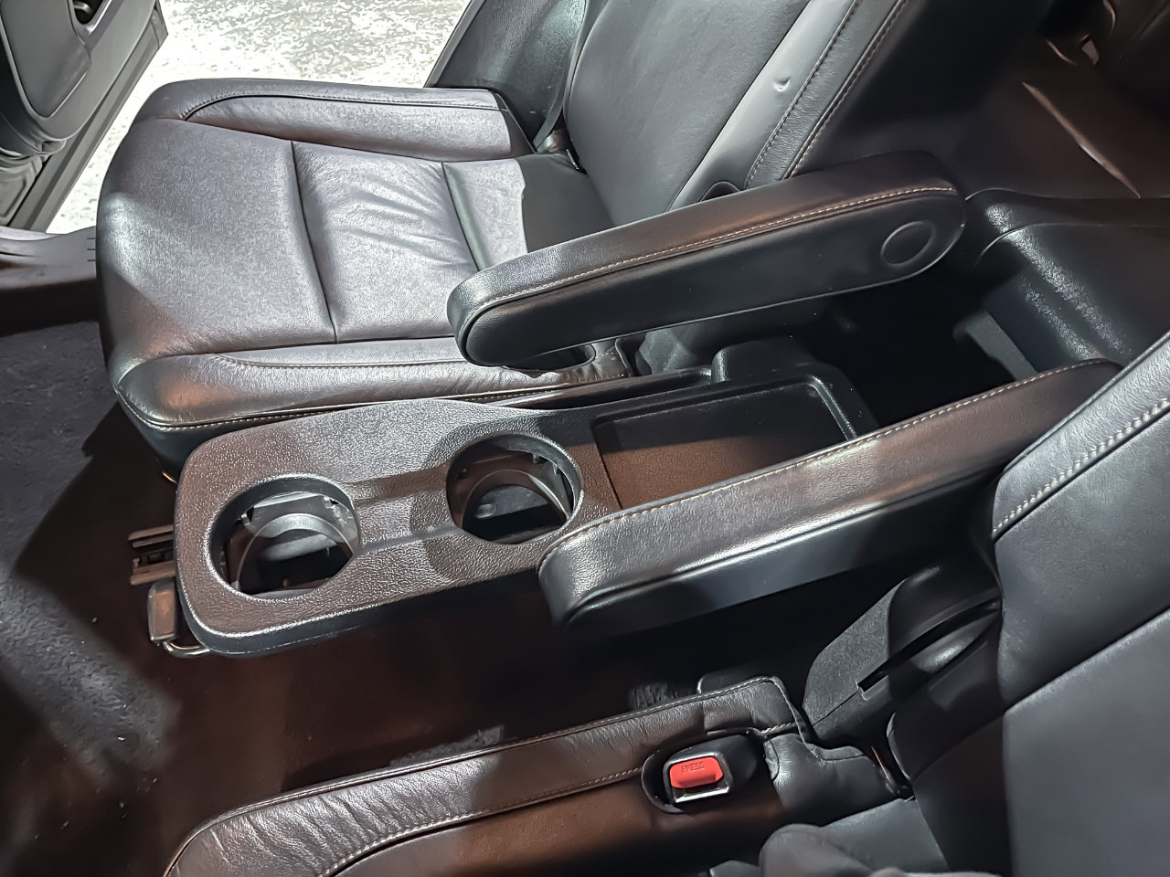 Used 2018 Toyota Highlander XLE image 34