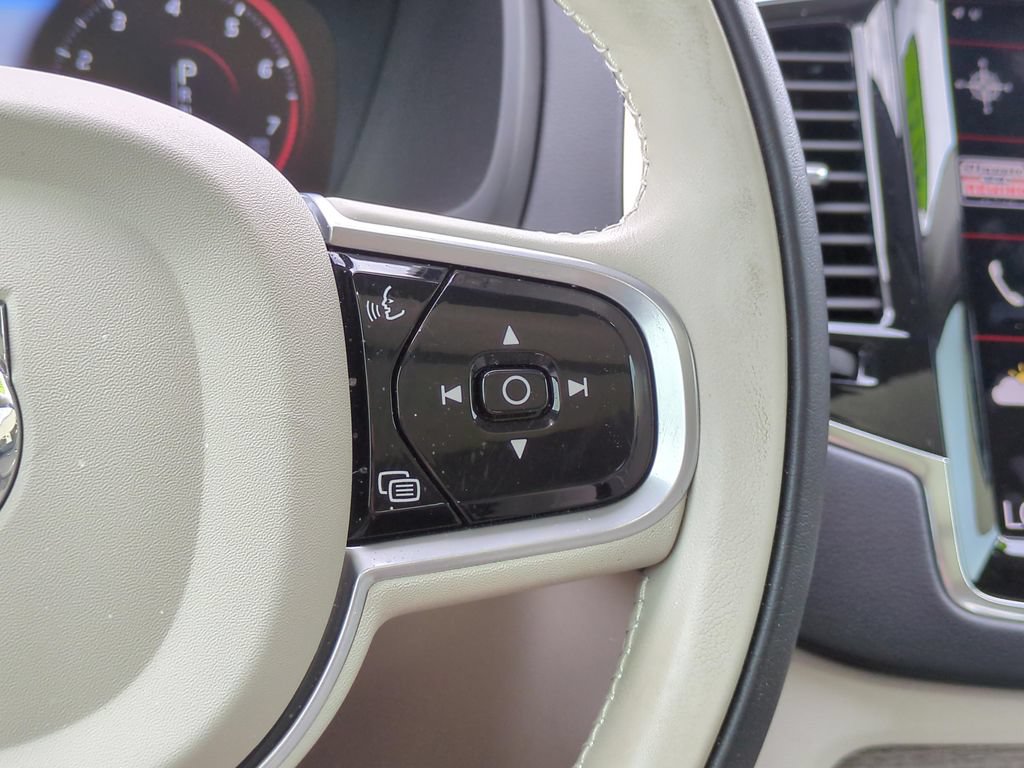 Used 2022 Volvo XC90 T6 Inscription AWD/4WD image 22