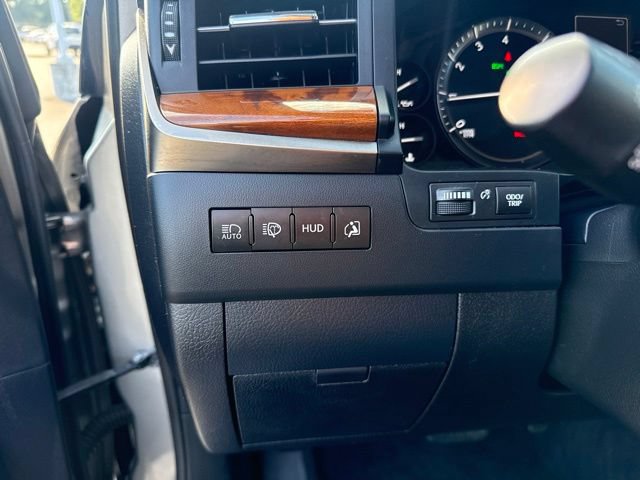 Used 2018 Lexus LX 570 4WD w/ Luxury Package image 26
