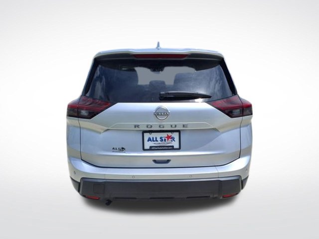 Used 2024 Nissan Rogue S FWD image 6