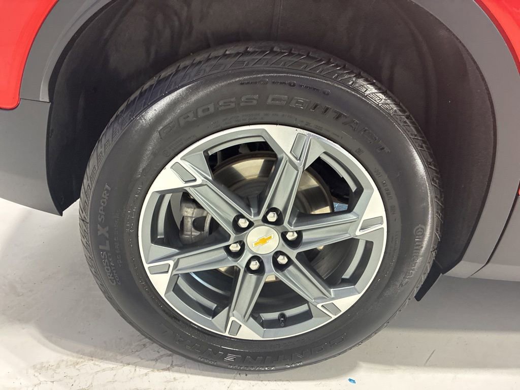 Used 2025 Chevrolet Blazer LT AWD/4WD image 9