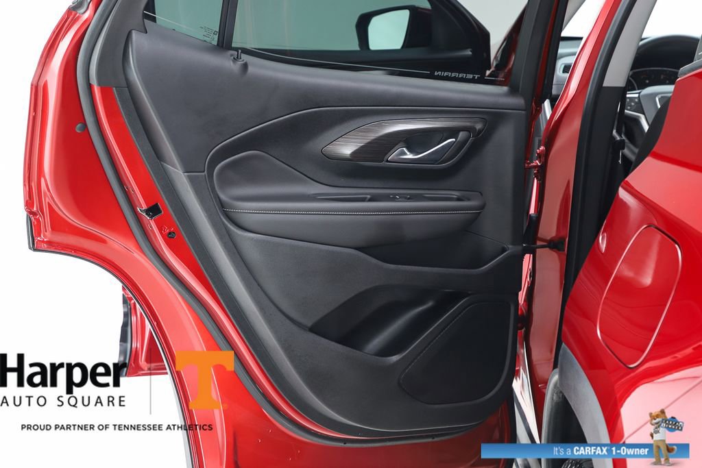 Used 2022 GMC Terrain SLE w/ Elevation Edition image 54
