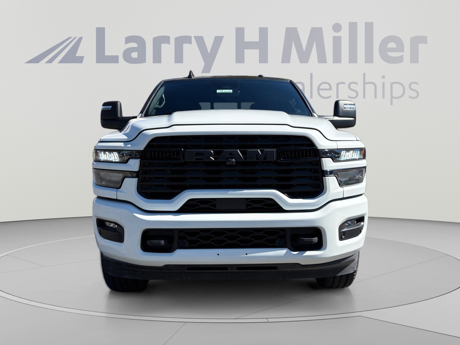 New 2026 RAM 2500 Big Horn AWD/4WD image 8
