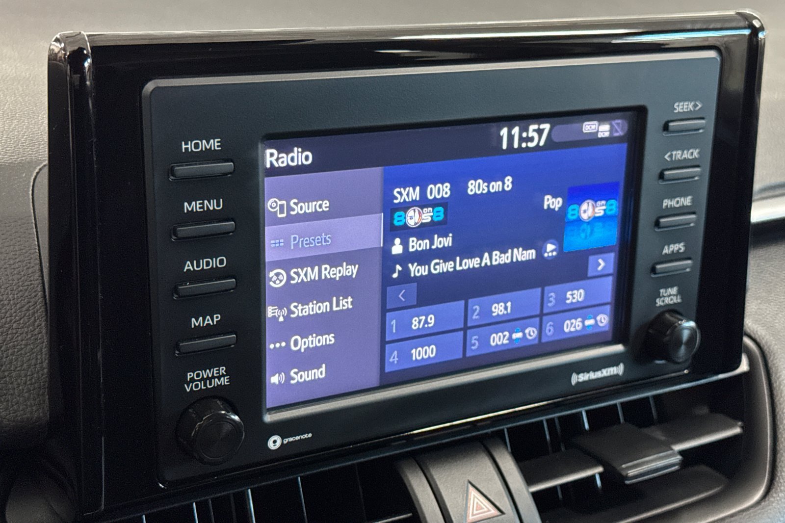 Used 2022 Toyota RAV4 LE FWD image 20