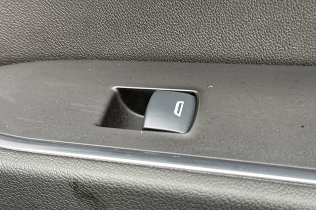 Used 2025 GMC Sierra 1500 Elevation w/ Preferred Package image 22