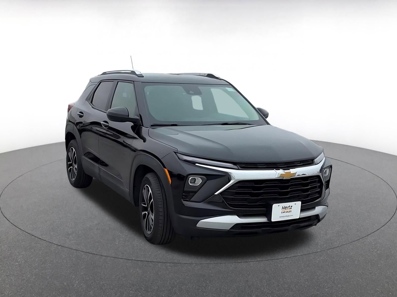 Used 2025 Chevrolet TrailBlazer LT image 3